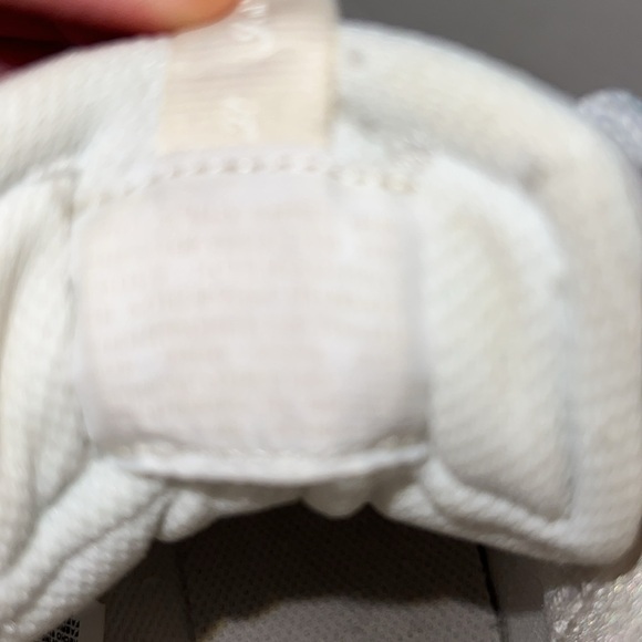 Nike youth hi-tops - Picture 3 of 9